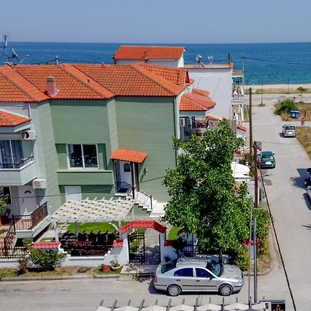 Athanasia Inn Nea Vrasna Exterior photo