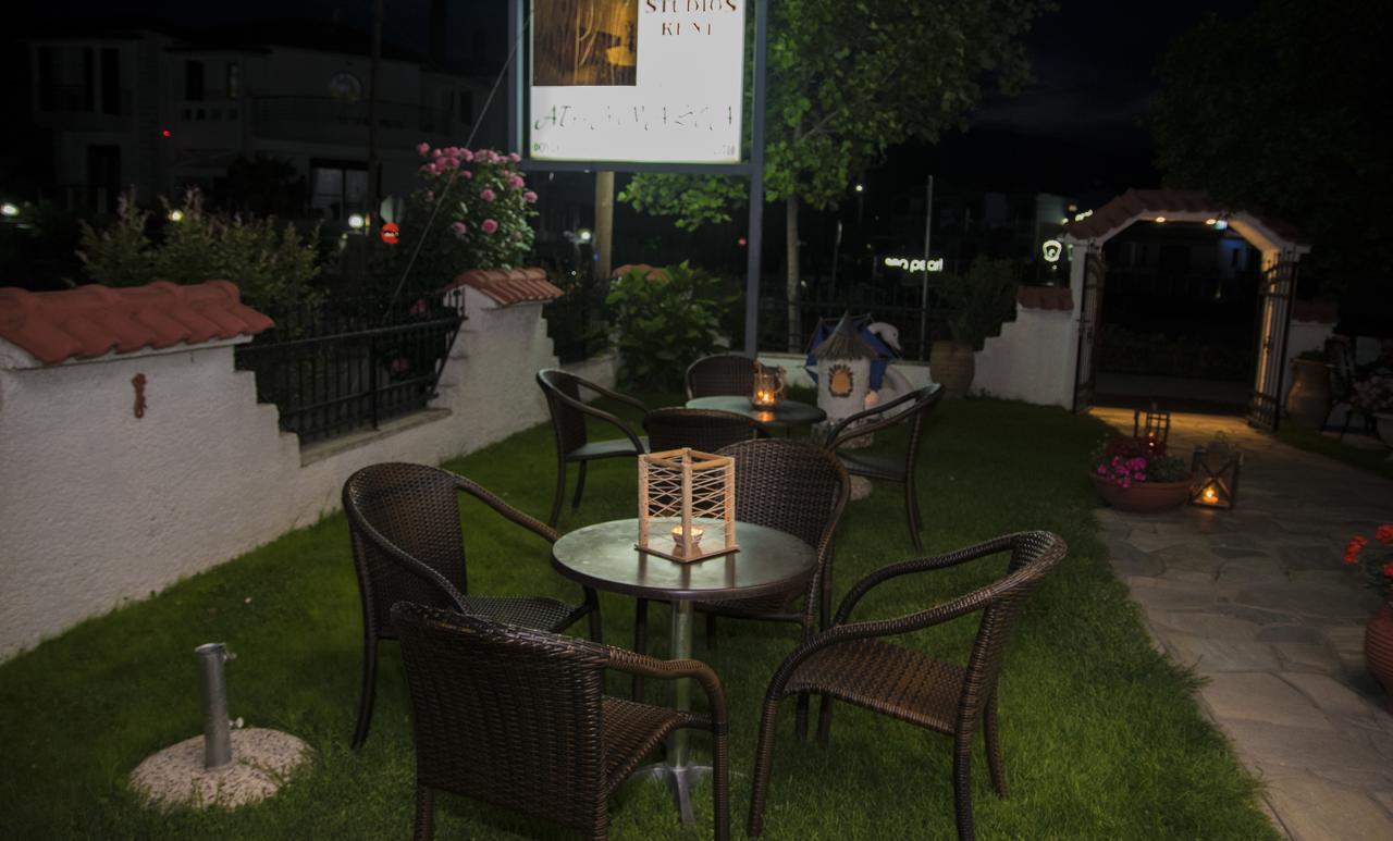 Athanasia Inn Nea Vrasna Exterior photo
